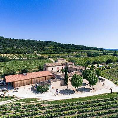 Dîner de gala caritatif et vente aux enchères au Domaine des Peyre - EN