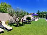 Jardin avec bains de soleil & hamac