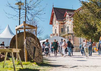 Foire Internationale Antiquités et Brocante - EN