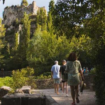 Visite découverte de Fontaine-de-Vaucluse - EN