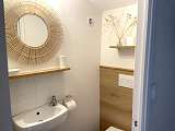 Cabinet de toilette étage