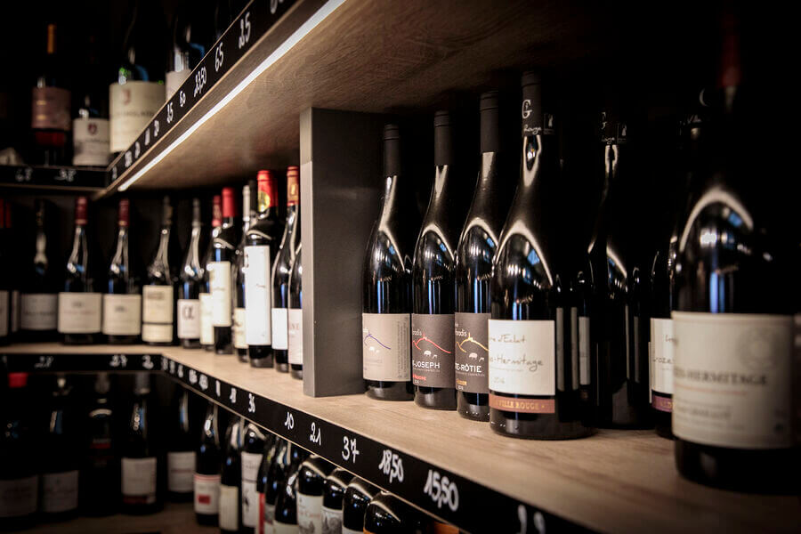 Some references of wines from 17 Place aux Vins à L