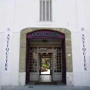 Dongier Antiquities