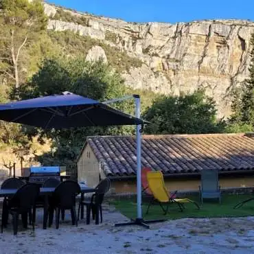 L'Oustau de Laetitia