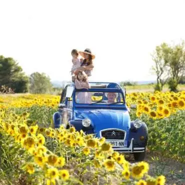 Oh my Deuche, 2CV rental - Walks in Provence