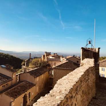 Randonnée le rocher des 3 Luisants à Saumane-de-Vaucluse par Terra Rando - EN